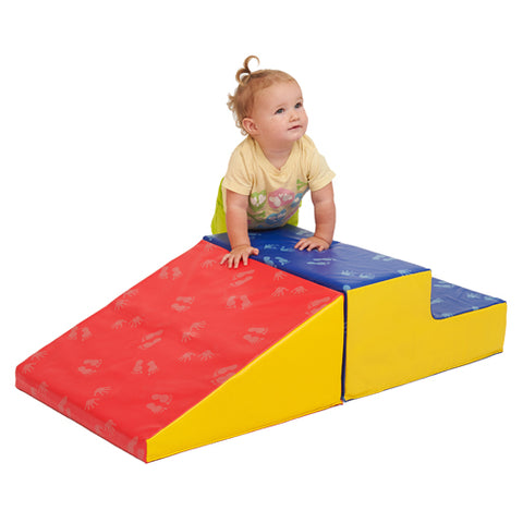 46ET089 - SoftZone Little Me Climb and Slide