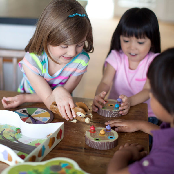 05JC013 - Sneaky Snacky Squirrel Game