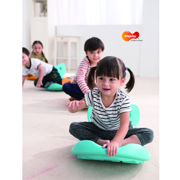 05MG035 - Balance Whally Board